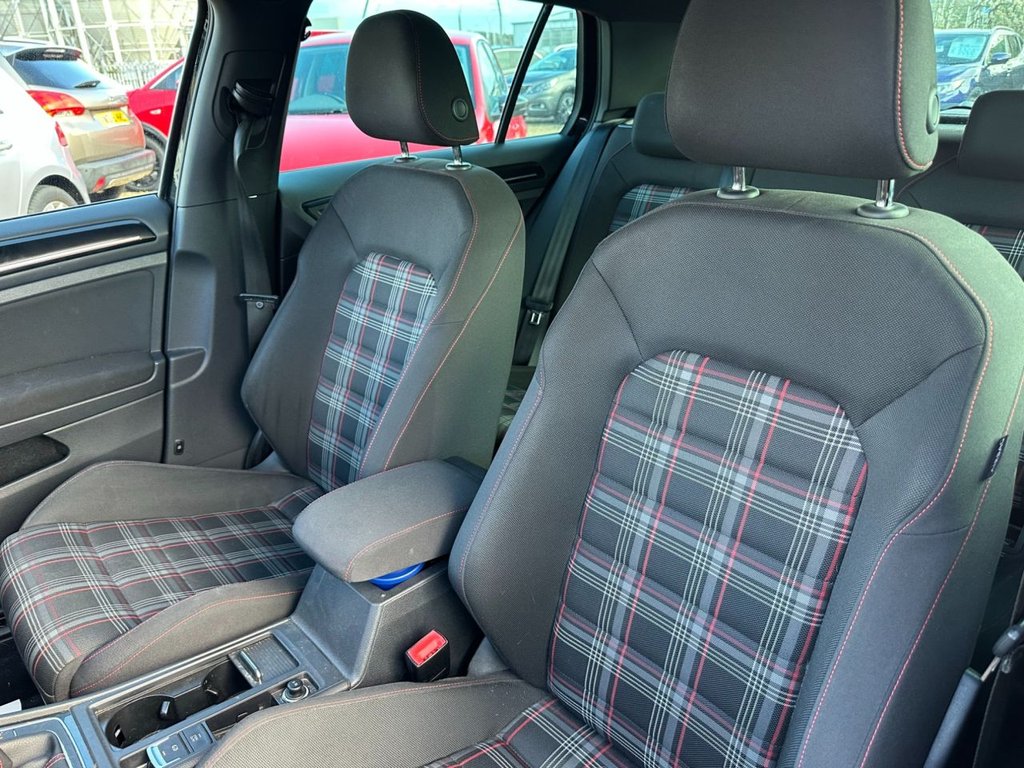 Used Volkswagen Golf 2014 for sale - 77422240: Photo 8