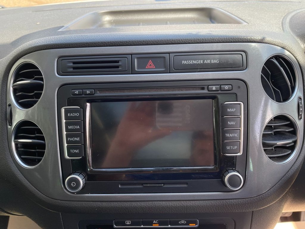 Used Volkswagen Tiguan 2012 for sale - 76962289: Photo 16