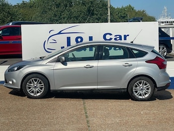 Used Ford Focus 2014 for sale - 75122236: Photo