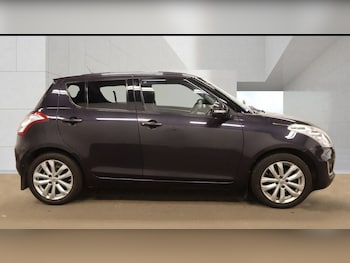 Used Suzuki Swift 2015 for sale - 79072692: Photo