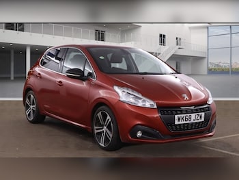 2018 (68) - 1.2 PureTech GPF GT Line Hatchback 5dr Petrol Manual Euro 6 (s/s) (110 ps)