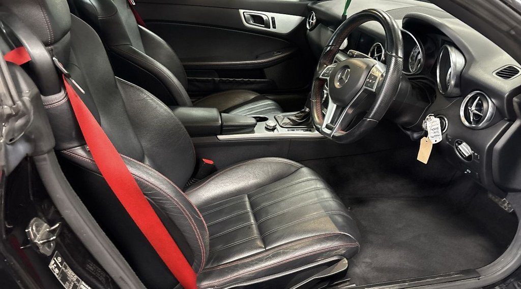 Used Mercedes-Benz SLK 2013 for sale - 76547193: Photo 3