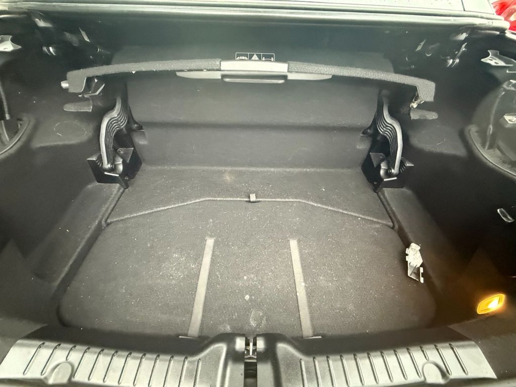 Used Mercedes-Benz SLK 2013 for sale - 76547193: Photo 9