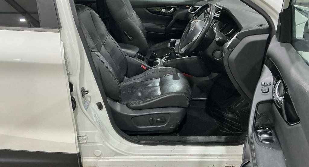 Used Nissan Qashqai 2016 for sale - 77880315: Photo 4