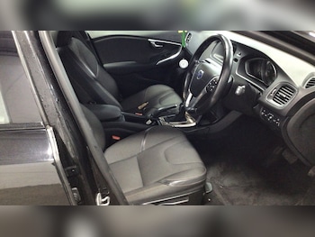 Used Volvo V40 2016 for sale - 77563989: Photo