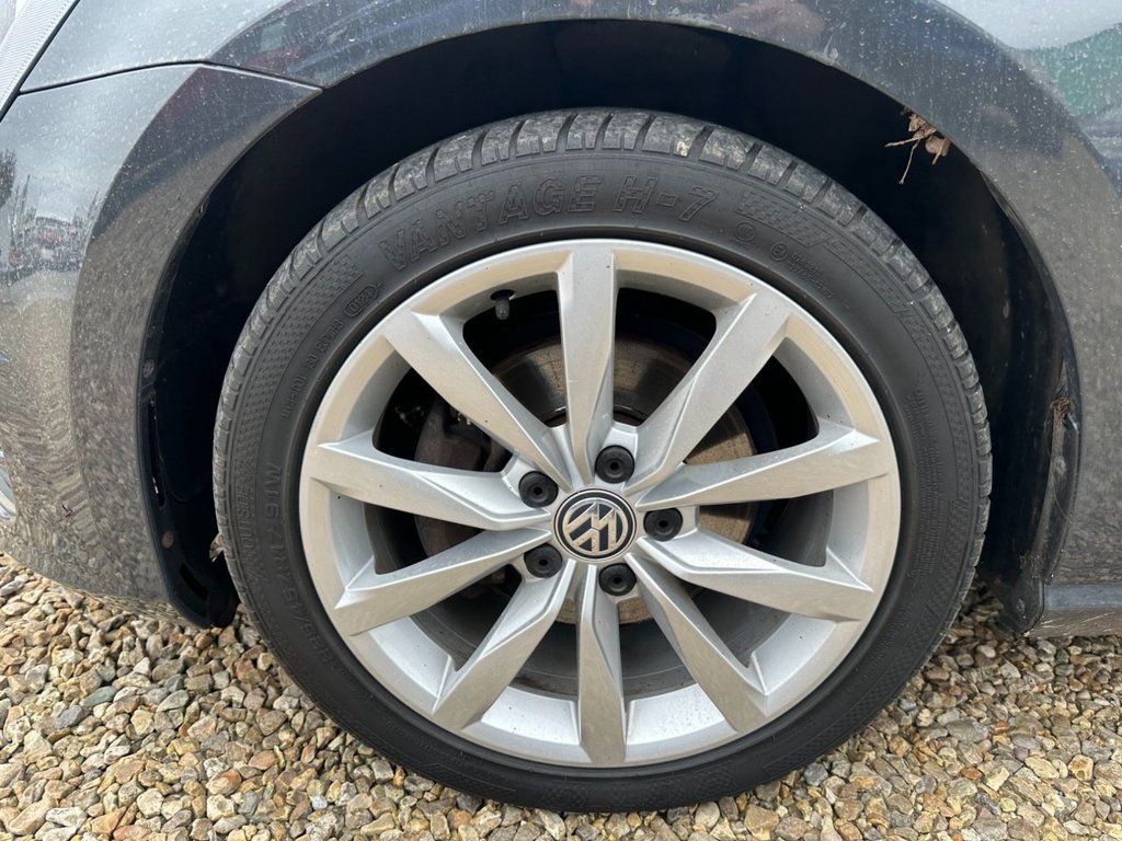 Used Volkswagen Golf 2014 for sale - 77805870: Photo 24