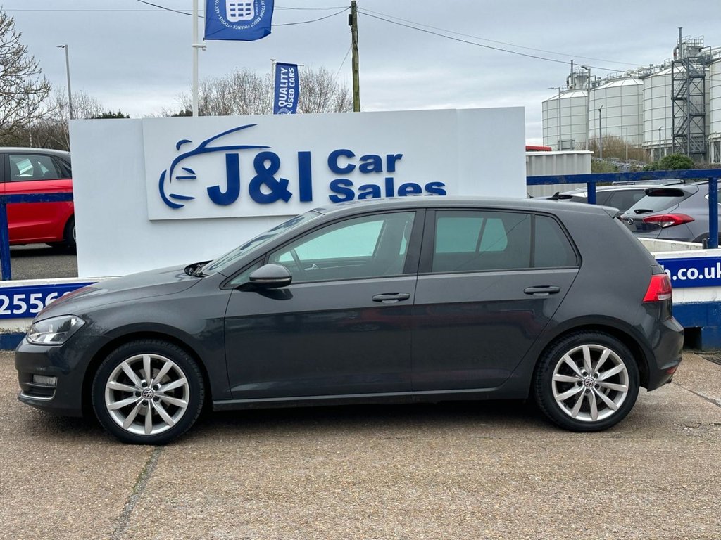 Used Volkswagen Golf 2014 for sale - 77805870: Photo 4