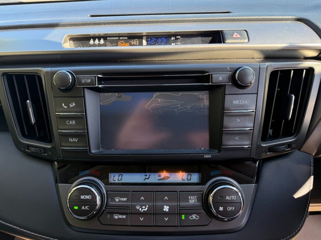 Used Toyota RAV4 2015 for sale - 75947510: Photo 16