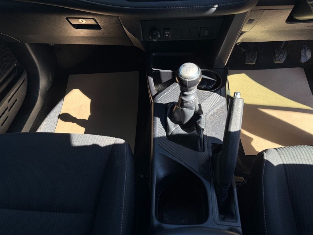Used Toyota RAV4 2015 for sale - 75947510: Photo 17