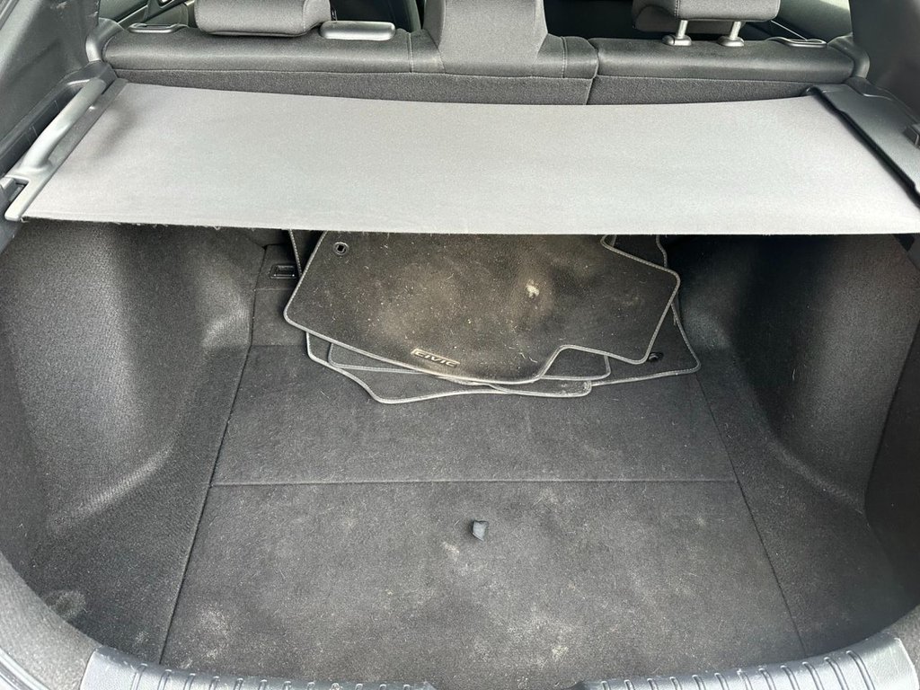 Used Honda Civic 2018 for sale - 77227109: Photo 11