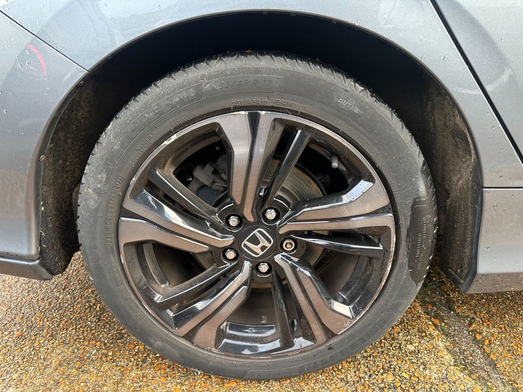 Used Honda Civic 2018 for sale - 77227109: Photo 28