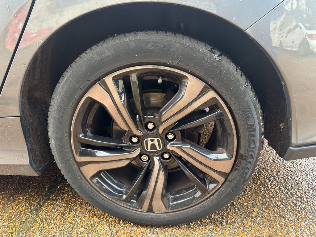 Used Honda Civic 2018 for sale - 77227109: Photo 29