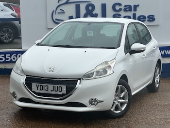 Used Peugeot 208 2013 for sale - 77341844: Photo