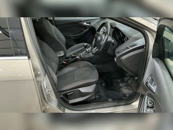 Used Ford Focus 2015 for sale - 78781023: Photo