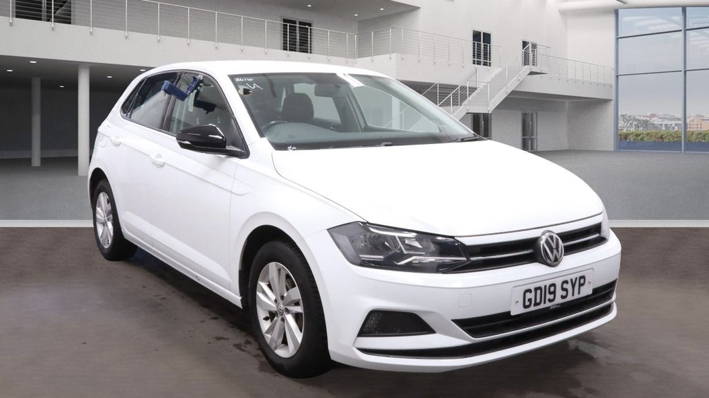 Used Volkswagen Polo 2019 for sale - 76417328: Photo 1