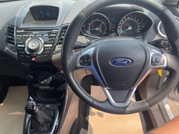 Used Ford Fiesta 2015 for sale - 74783946: Photo 13