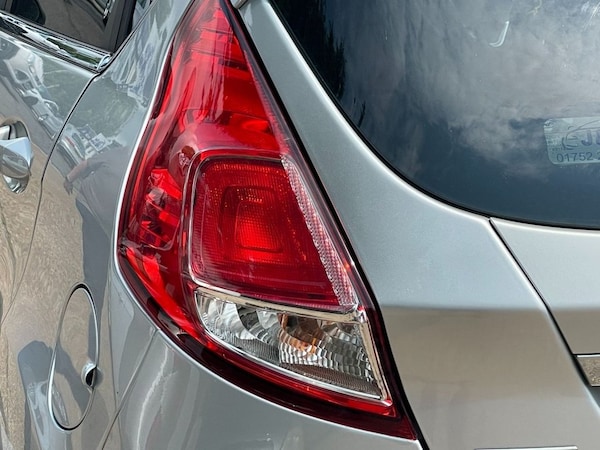 Used Ford Fiesta 2015 for sale - 74783946: Photo 24