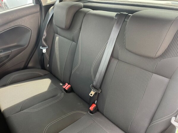 Used Ford Fiesta 2015 for sale - 74783946: Photo 9