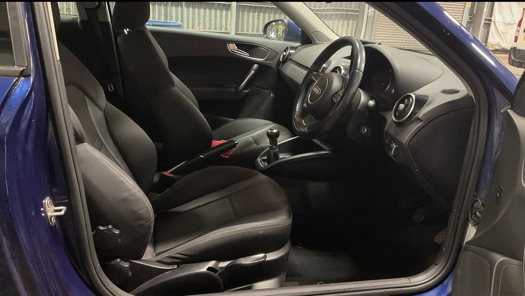 Used Audi A1 2015 for sale - 76604765: Photo 3