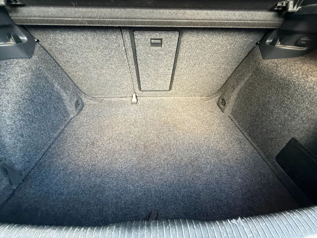 Used Volkswagen Golf 2012 for sale - 76520647: Photo 12