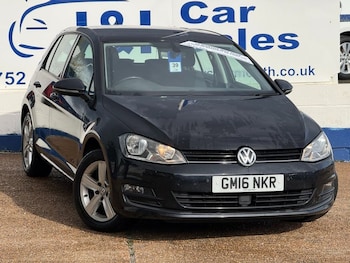 Volkswagen - Golf