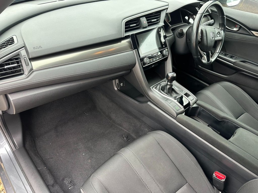 Used Honda Civic 2018 for sale - 77227069: Photo 12