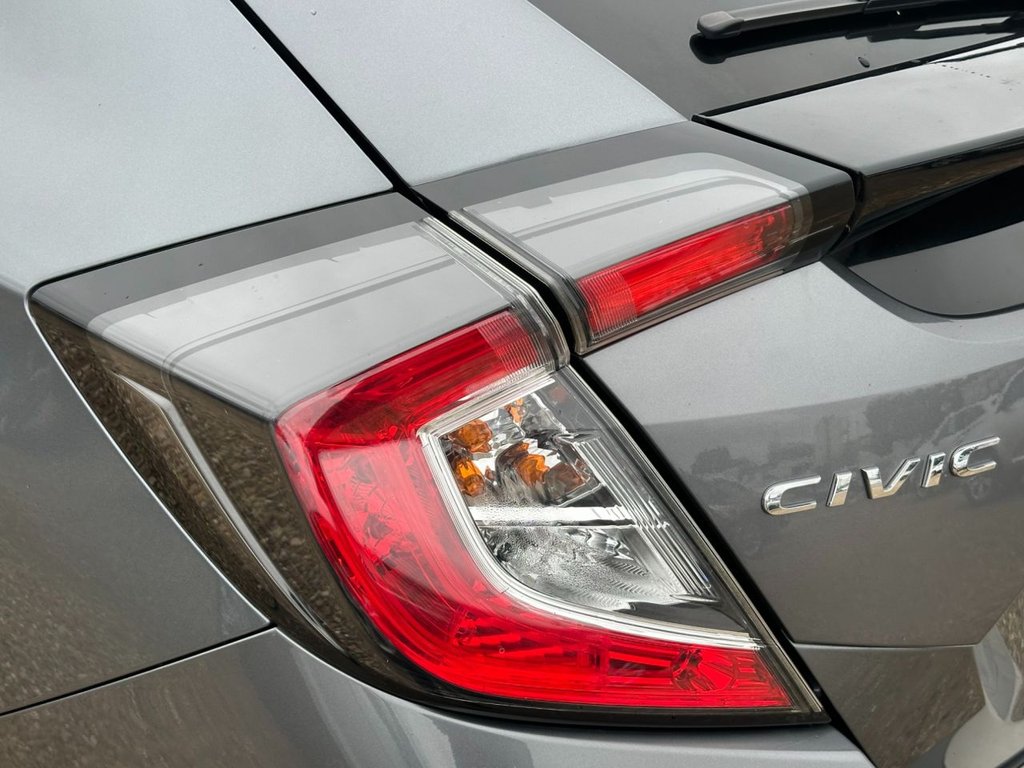 Used Honda Civic 2018 for sale - 77227069: Photo 24