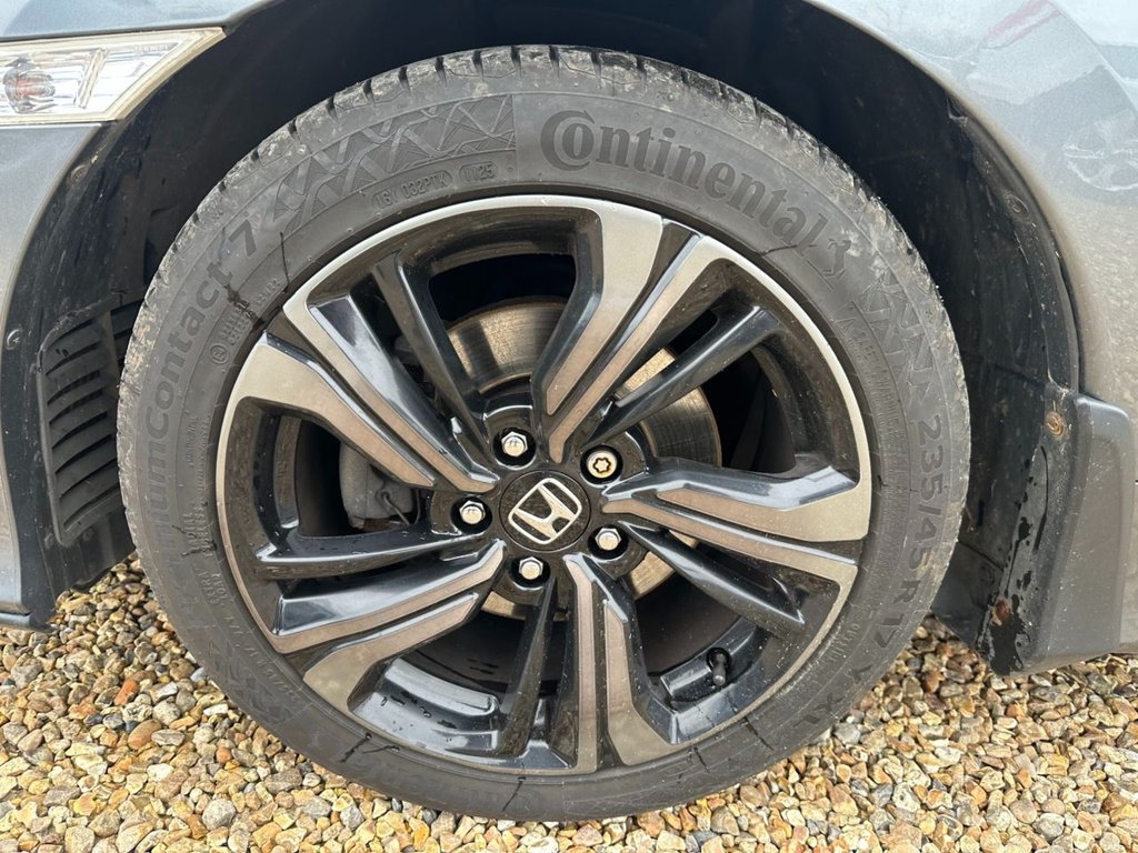 Used Honda Civic 2018 for sale - 77227069: Photo 29