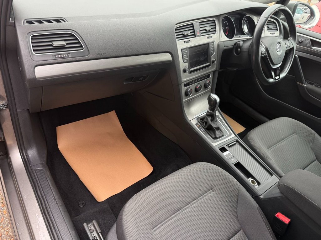 Used Volkswagen Golf 2015 for sale - 76210293: Photo 12