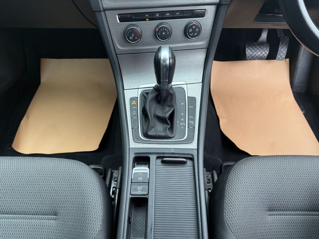 Used Volkswagen Golf 2015 for sale - 76210293: Photo 17