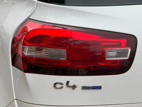 Used Citroen C4 Picasso 2016 for sale - 76323033: Photo 24