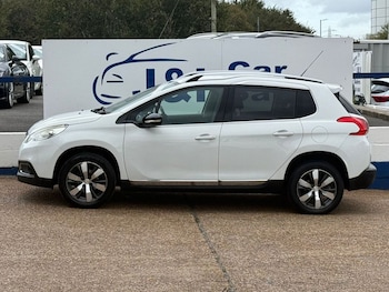 Used Peugeot 2008 2015 for sale - 75832988: Photo