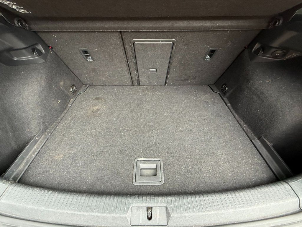 Used Volkswagen Golf 2013 for sale - 76333361: Photo 11