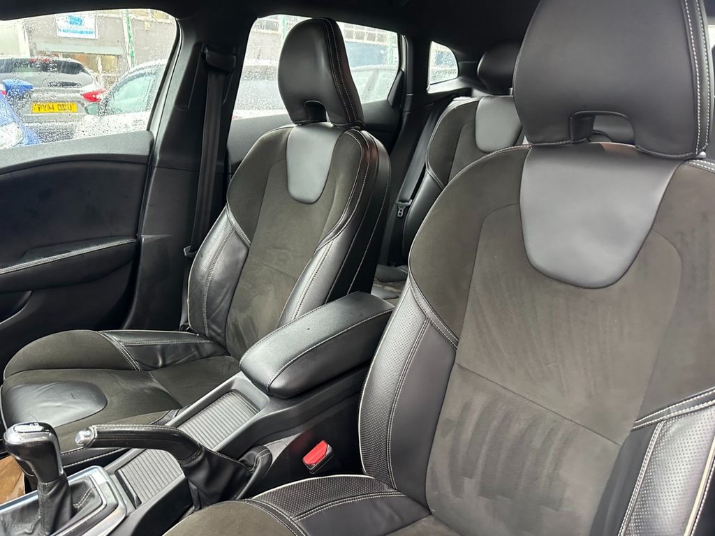 Used Volvo V40 2015 for sale - 76590995: Photo 12