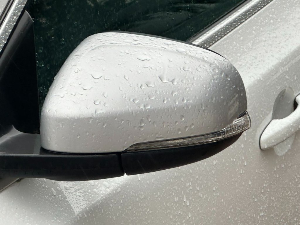 Used Volvo V40 2015 for sale - 76590995: Photo 23