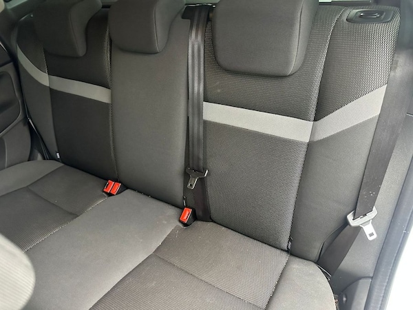 Used Ford Kuga 2011 for sale - 74974490: Photo 9