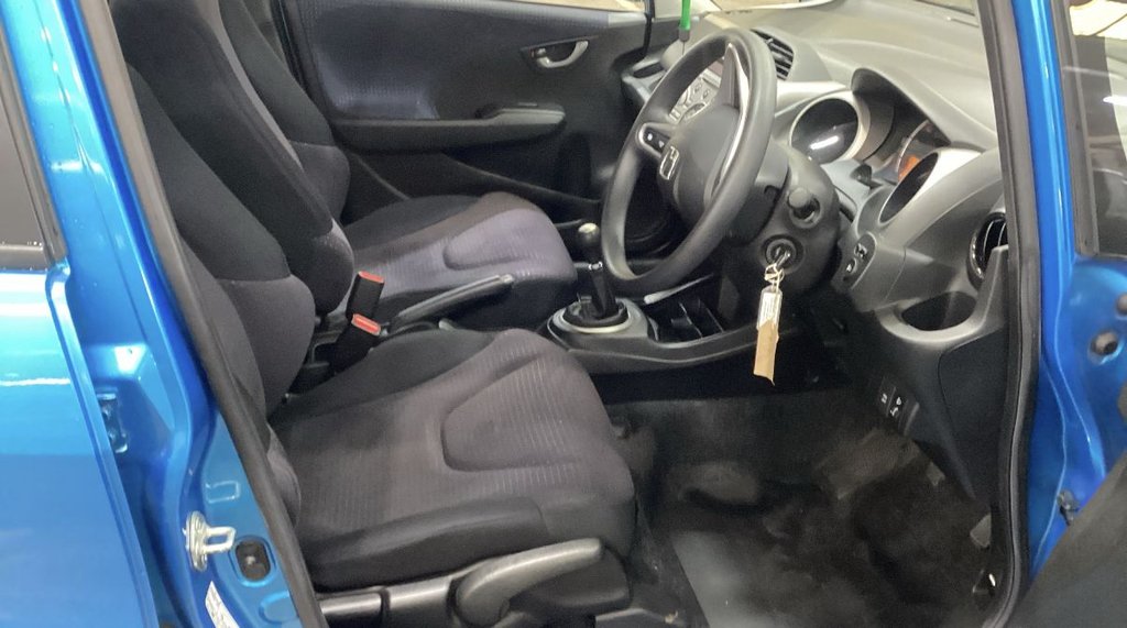 Used Honda Jazz 2010 for sale - 78068579: Photo 3