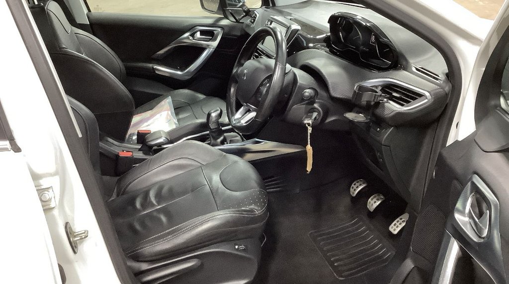 Used Peugeot 2008 2015 for sale - 77953039: Photo 3