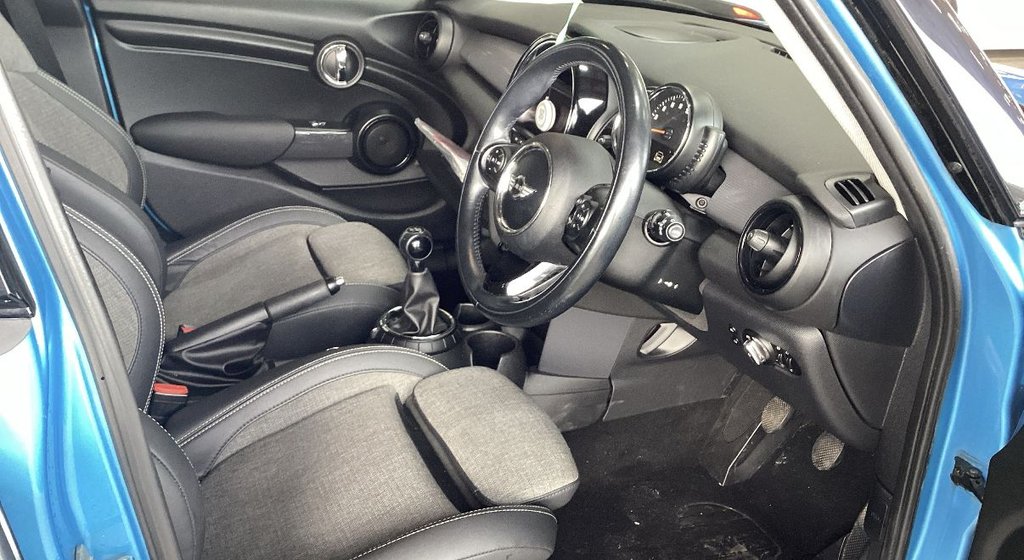 Used MINI Hatch 2015 for sale - 77667166: Photo 3