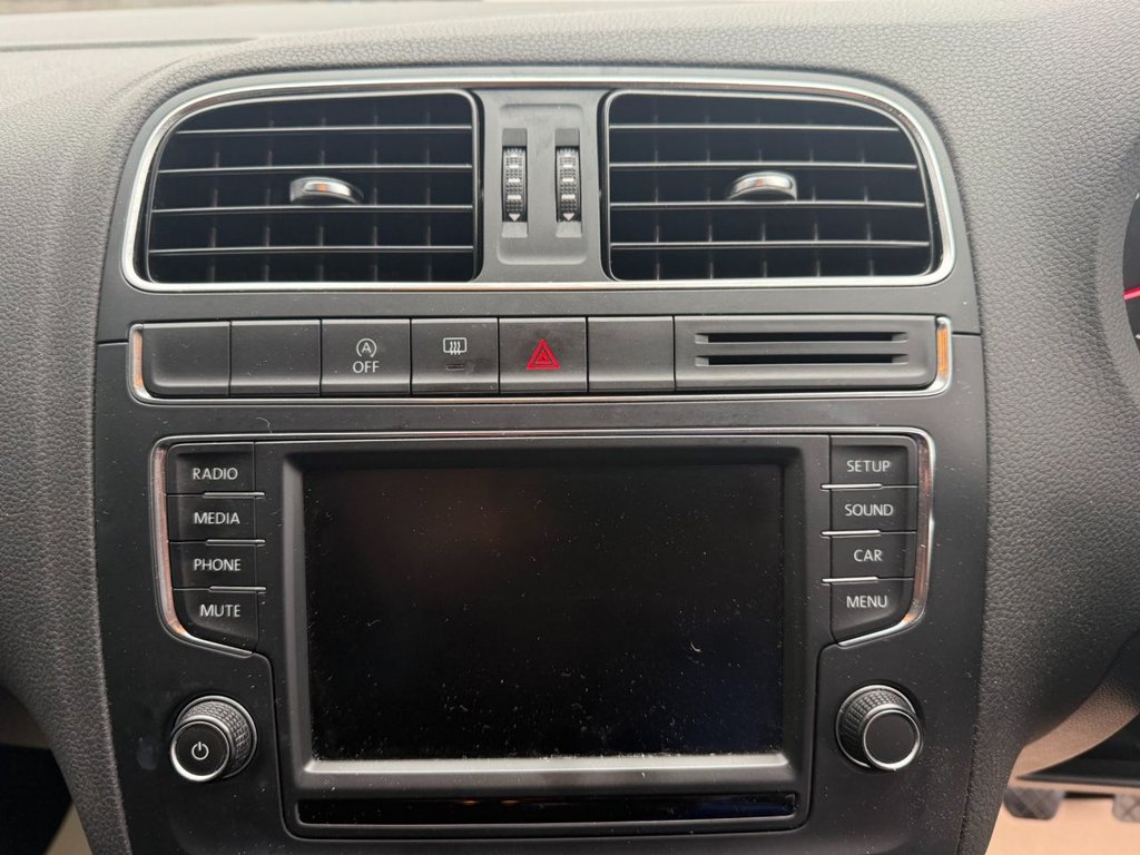 Used Volkswagen Polo 2015 for sale - 76256798: Photo 16