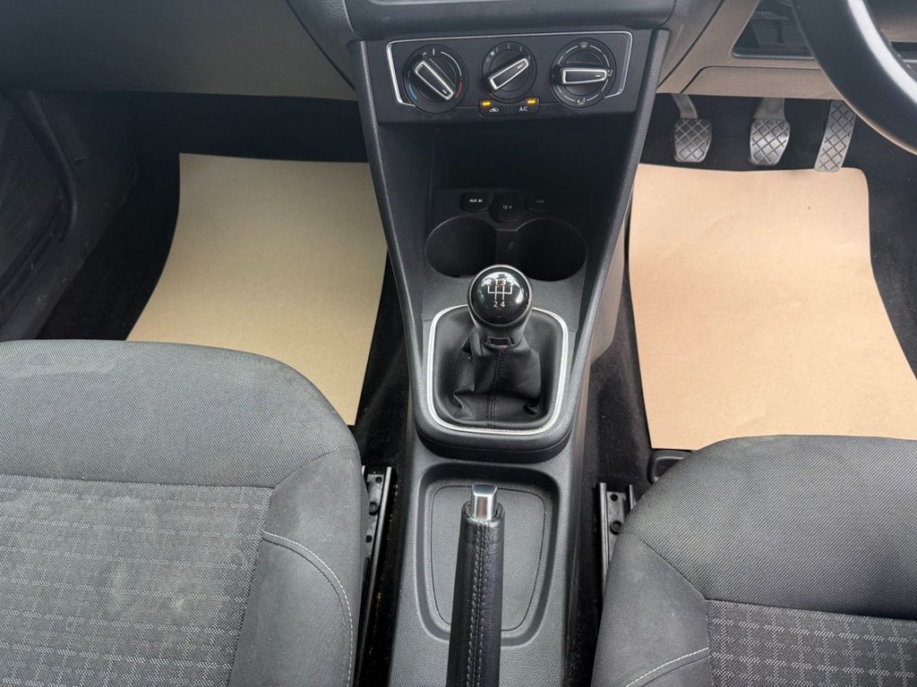 Used Volkswagen Polo 2015 for sale - 76256798: Photo 17