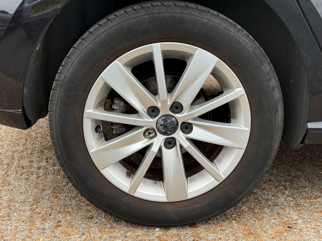 Used Volkswagen Polo 2015 for sale - 76256798: Photo 27