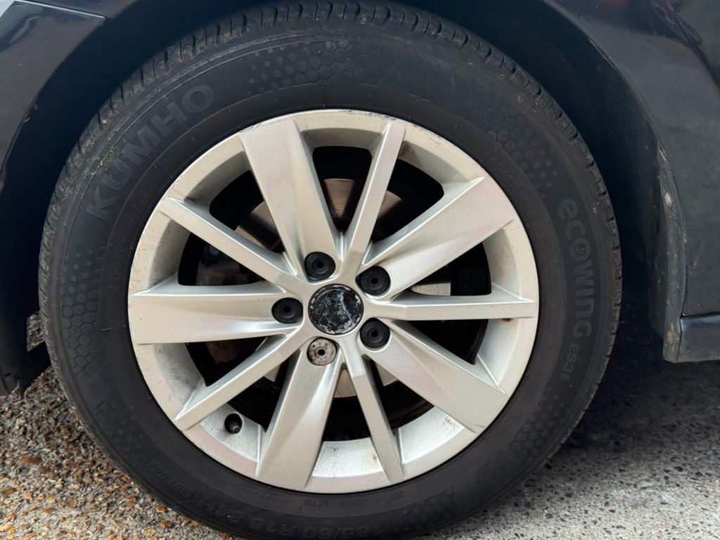 Used Volkswagen Polo 2015 for sale - 76256798: Photo 29