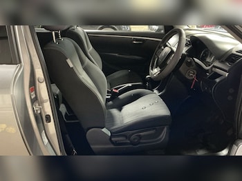 Used Suzuki Swift 2017 for sale - 78851265: Photo