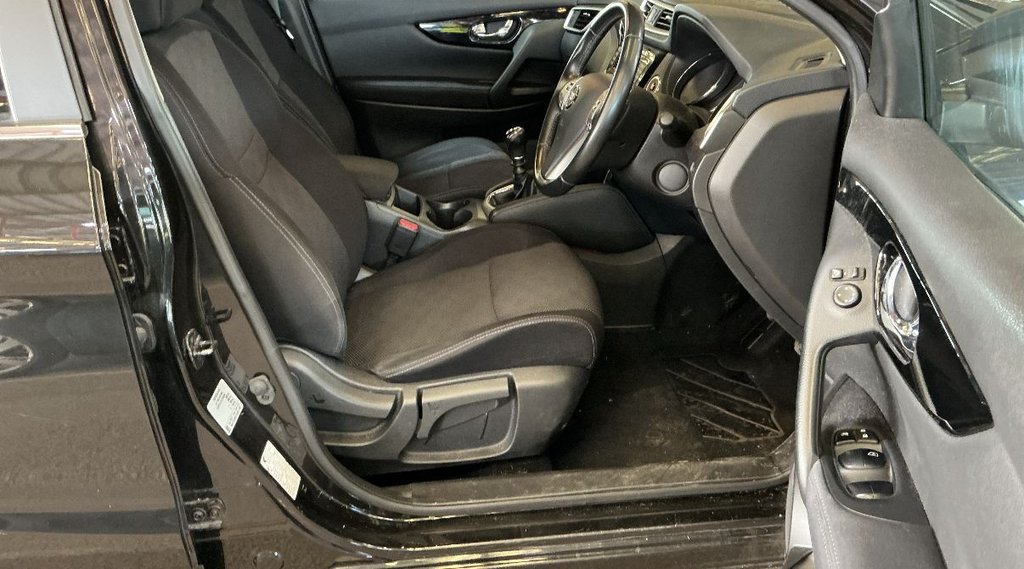 Used Nissan Qashqai 2015 for sale - 78200462: Photo 3