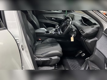 Used Peugeot 3008 2017 for sale - 77007569: Photo