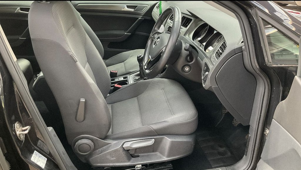 Used Volkswagen Golf 2013 for sale - 77952814: Photo 3