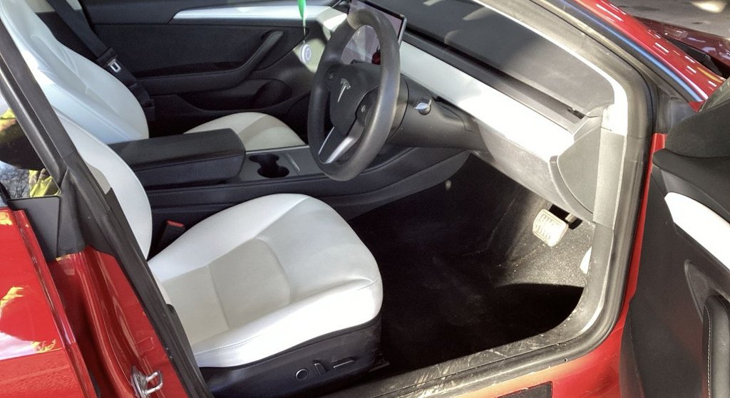 Used Tesla Model 3 2021 for sale - 77275930: Photo 3