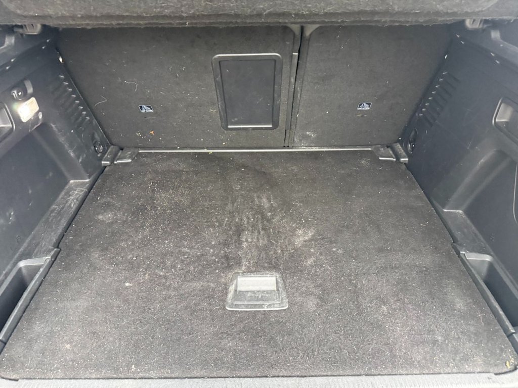 Used Peugeot 3008 2017 for sale - 77187895: Photo 11