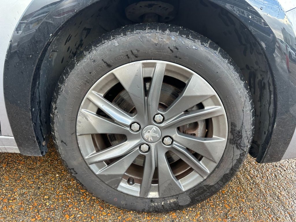 Used Peugeot E-208 2020 for sale - 77250223: Photo 25